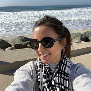 Meet your Posher, Sara